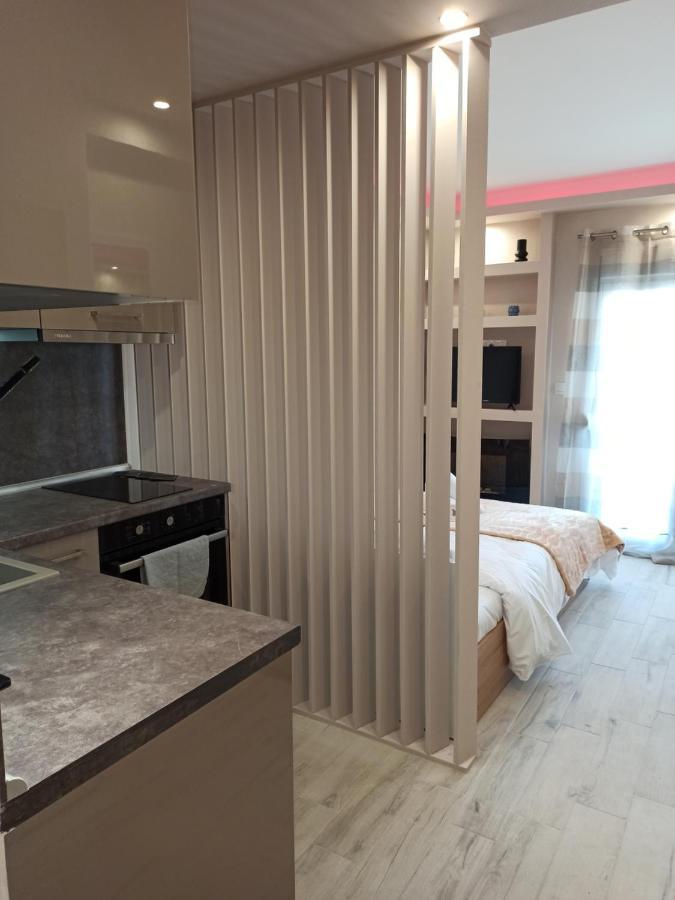 Minimalist Apartments W/ View Thessaloniki Exterior foto